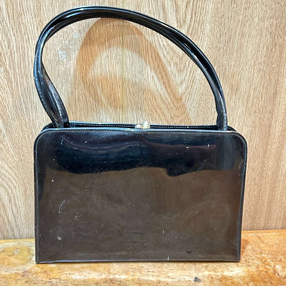 Vintage Theodor Of California Black Patent Leather Purse Lucite Clasp